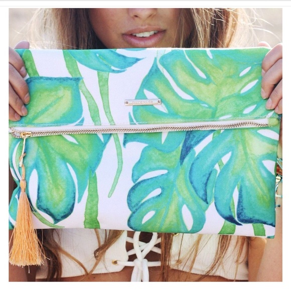 🌺NWT Pura Vida Large Palm Clutch🌺 - Picture 9 of 11